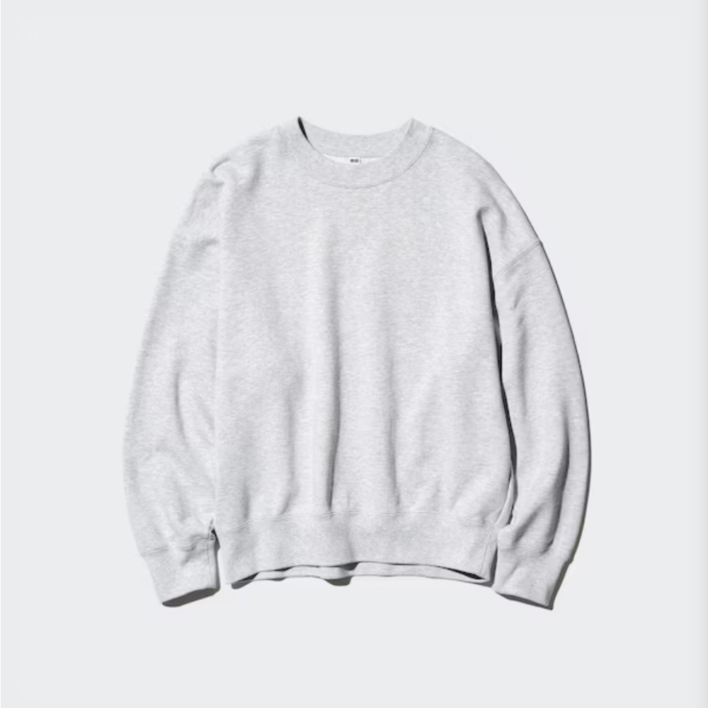 Uniqlo women’s sweatshirt